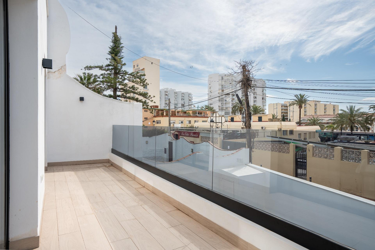 Huis te koop in Benalmadena Costa | 7 slaapkamers H5046889
