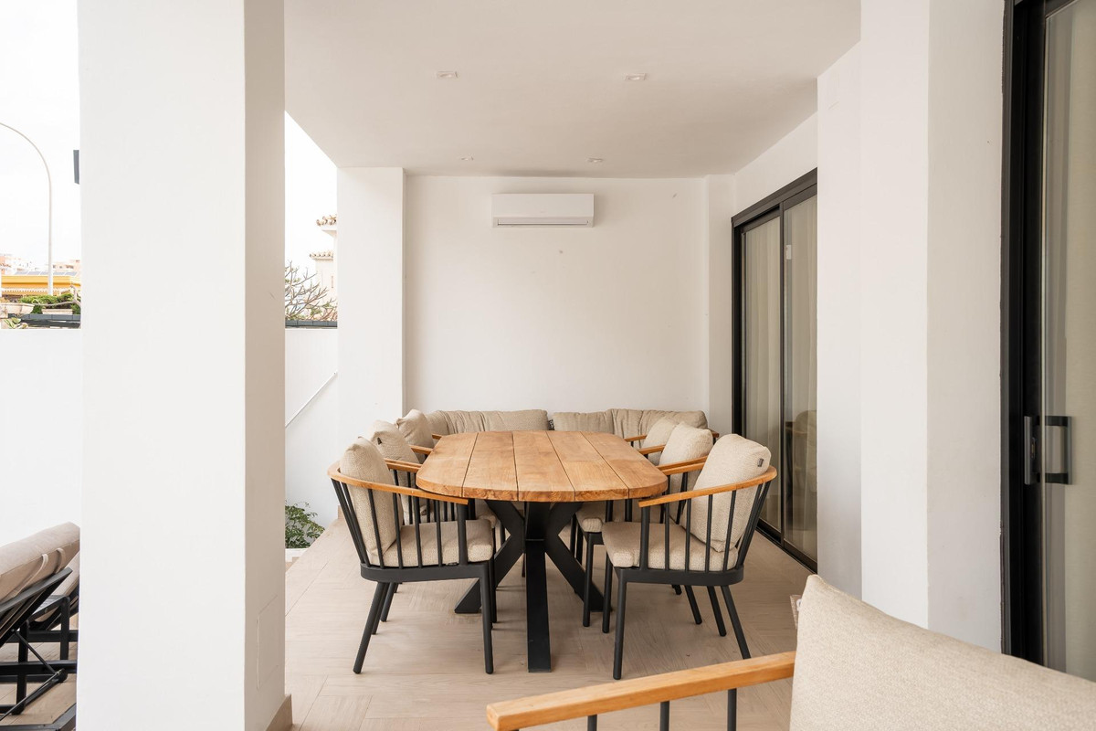 Huis te koop in Benalmadena Costa | 7 slaapkamers H5046889