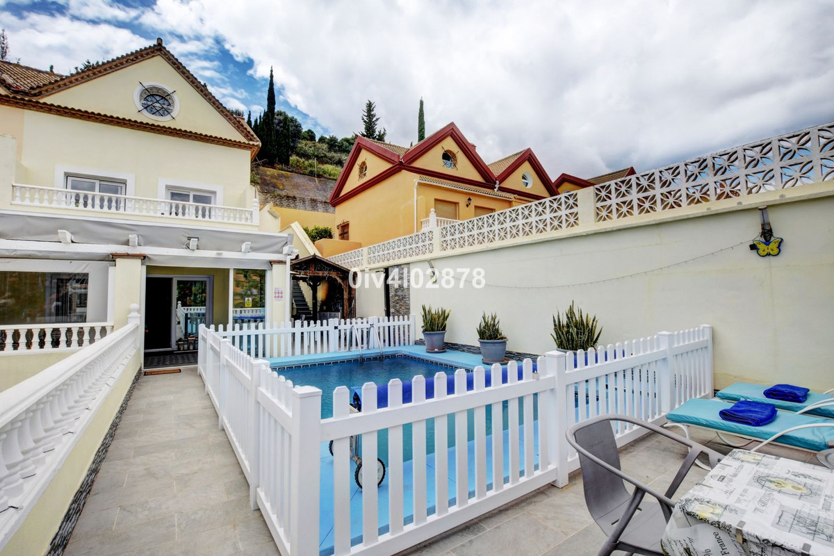 Huis te koop in Benalmadena Costa | 6 slaapkamers H5056513