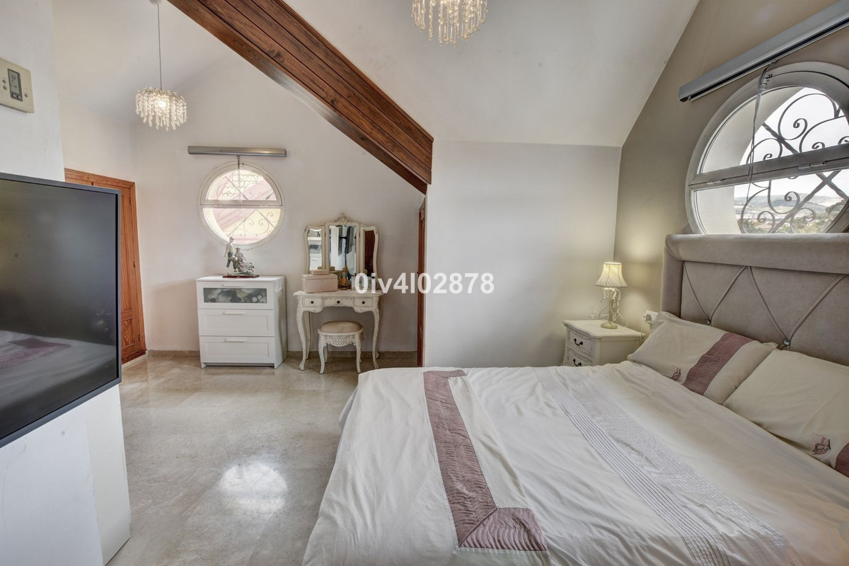 Huis te koop in Benalmadena Costa | 6 slaapkamers H5056513