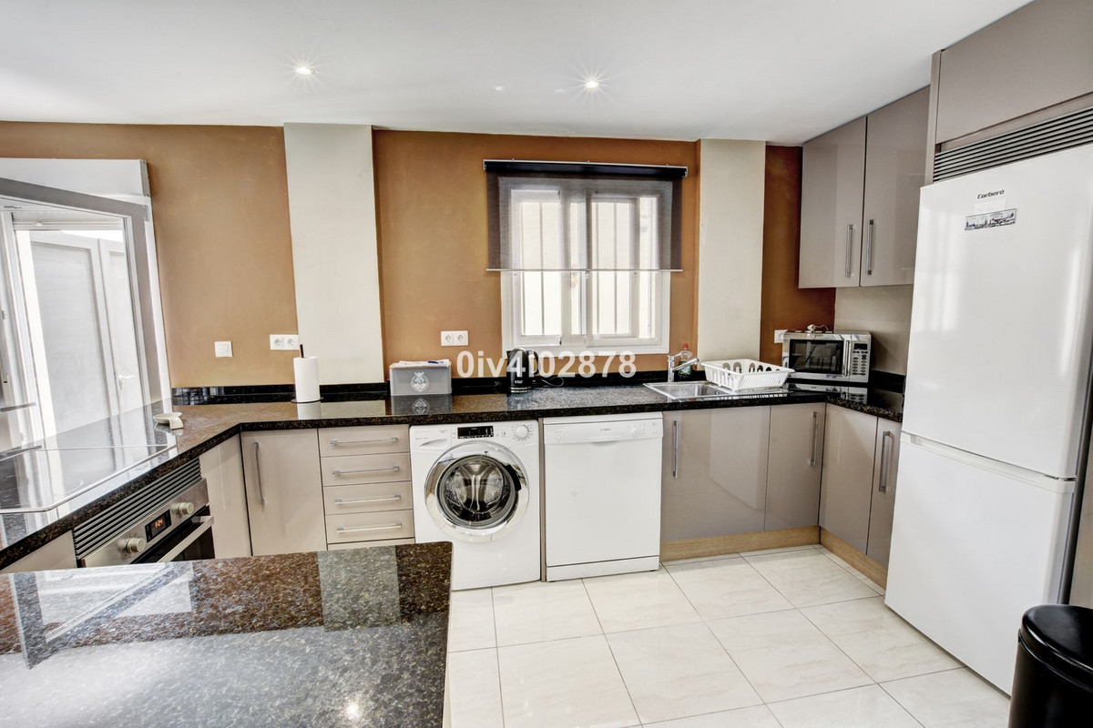 Huis te koop in Benalmadena Costa | 6 slaapkamers H5056513