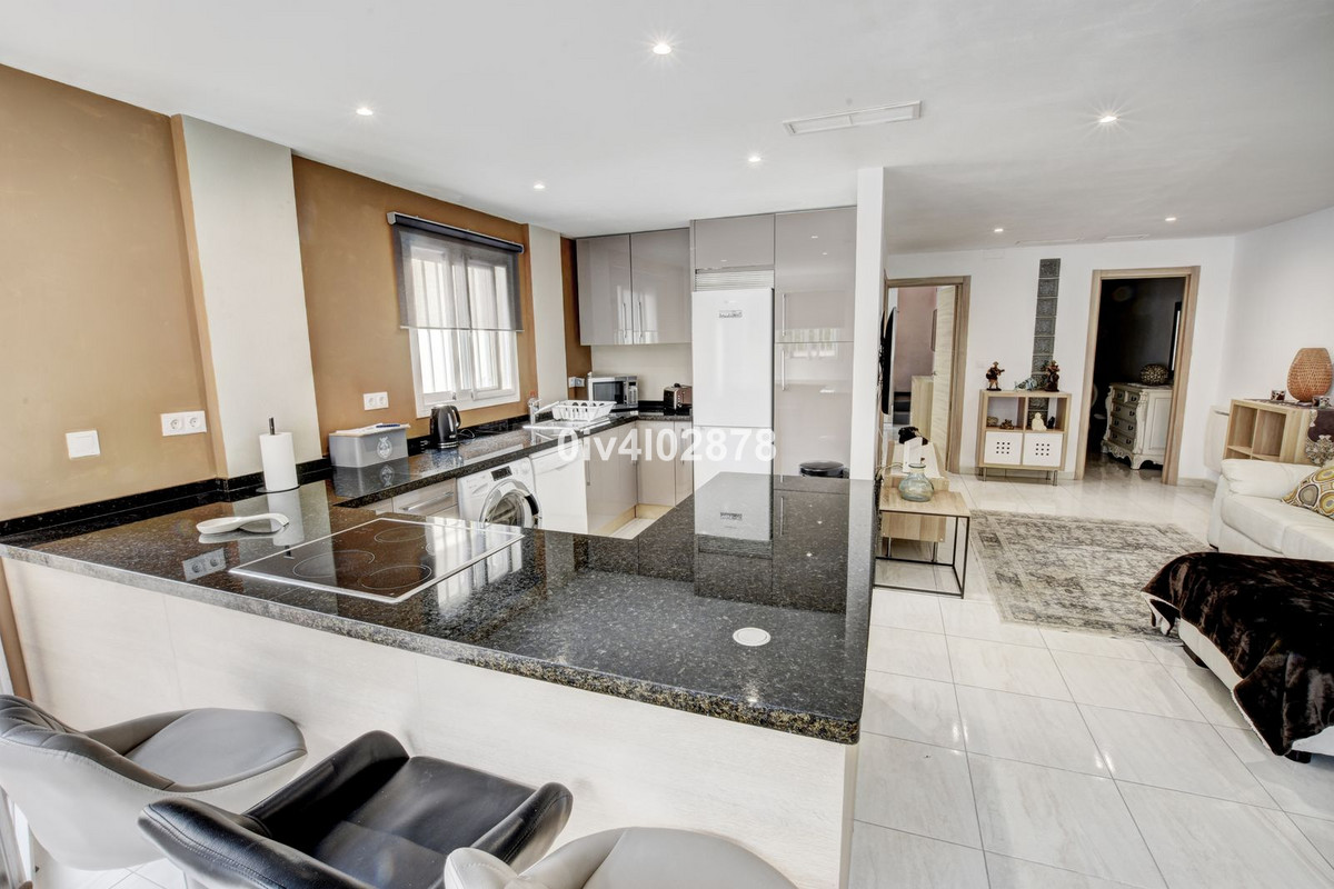 Huis te koop in Benalmadena Costa | 6 slaapkamers H5056513