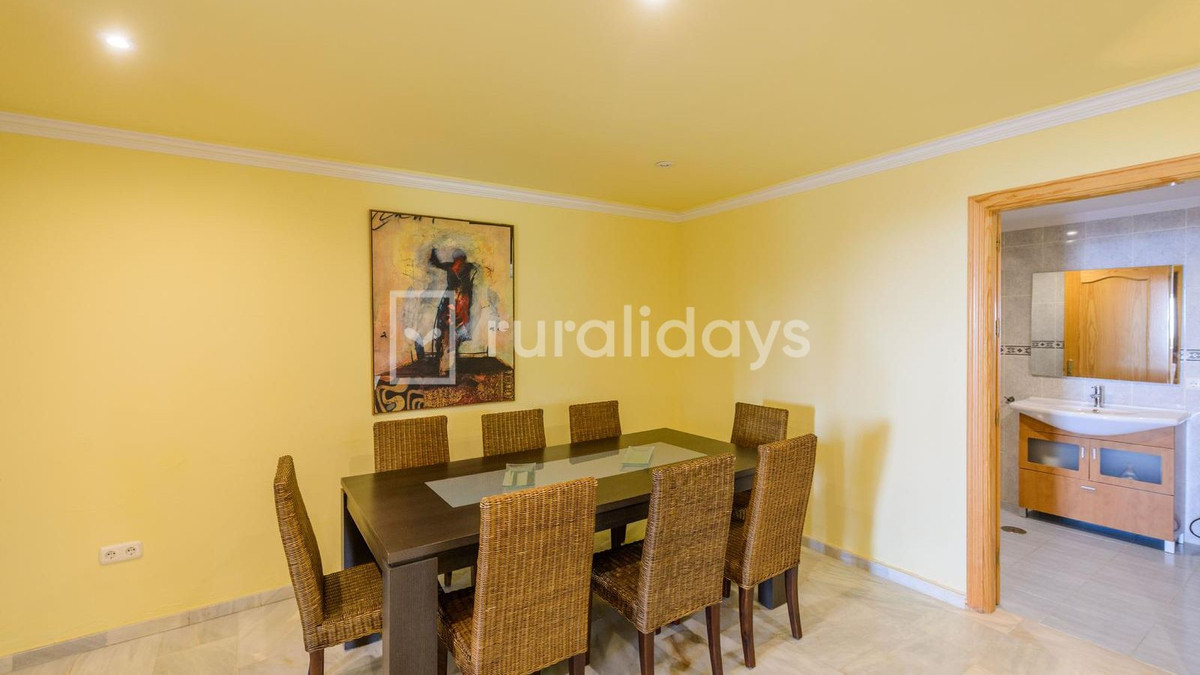 Huis te koop in Benalmadena Costa | 6 slaapkamers H5103808