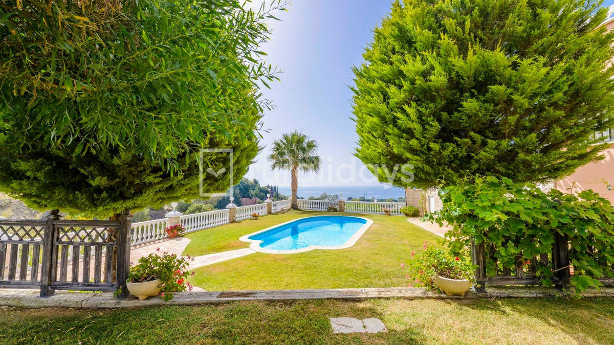 Huis te koop in Benalmadena Costa | 6 slaapkamers H5103808