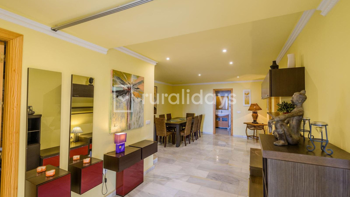 Huis te koop in Benalmadena Costa | 6 slaapkamers H5103808