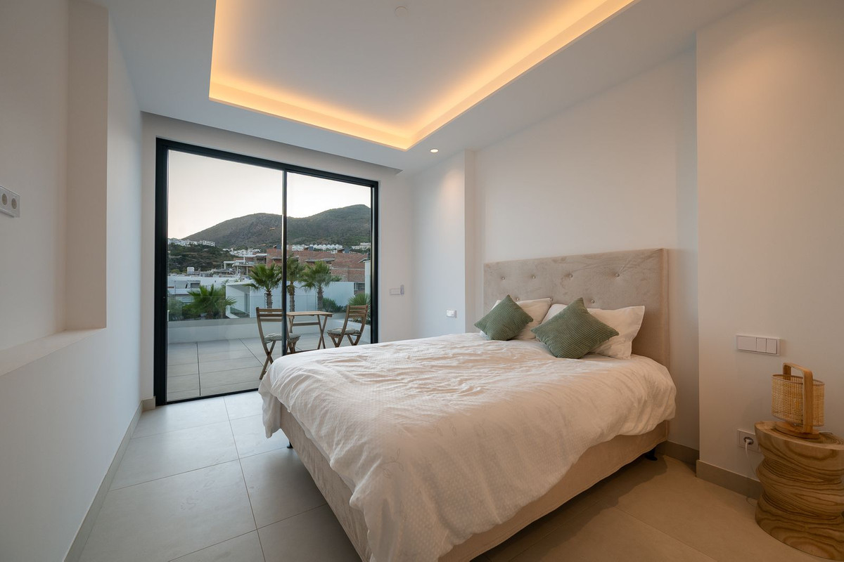 House for sale in Benalmadena Costa | 4 bedrooms H5122768
