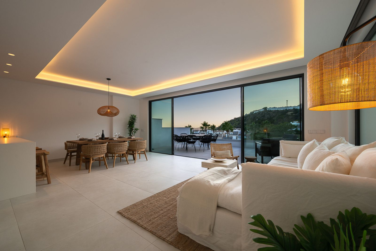 House for sale in Benalmadena Costa | 4 bedrooms H5122768