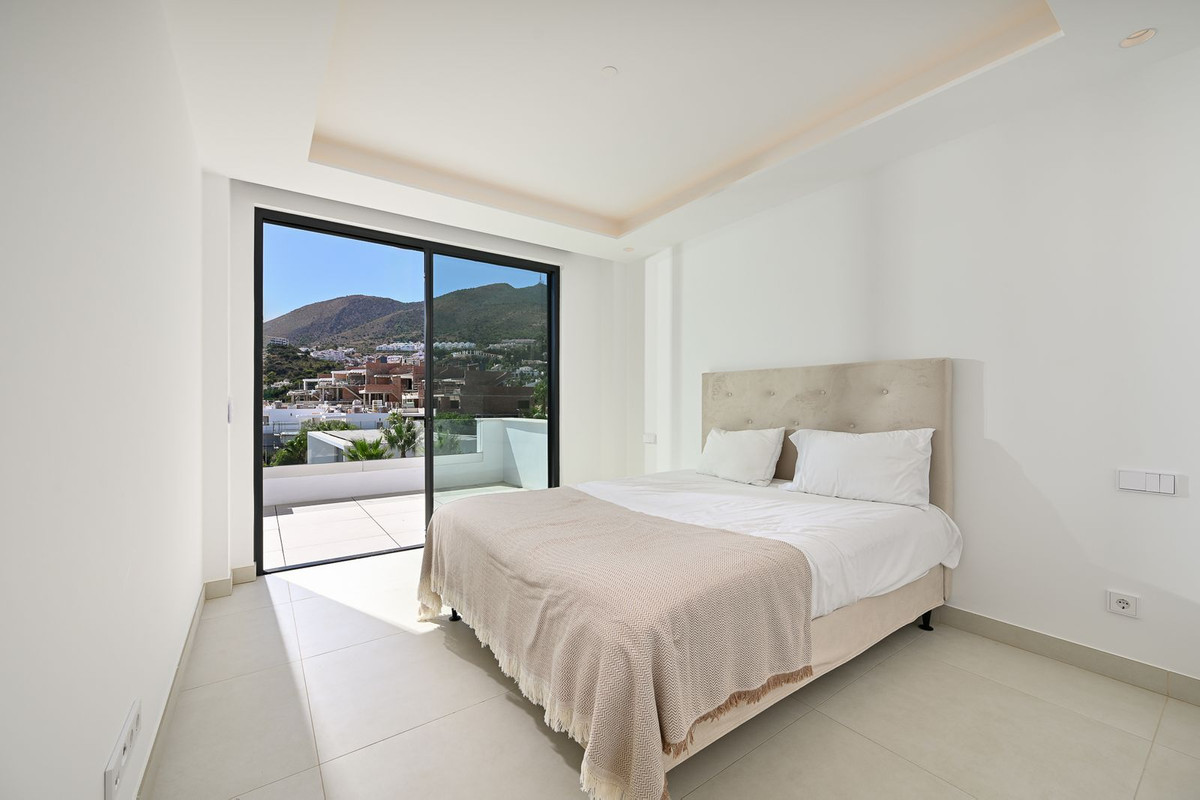 House for sale in Benalmadena Costa | 4 bedrooms H5122768