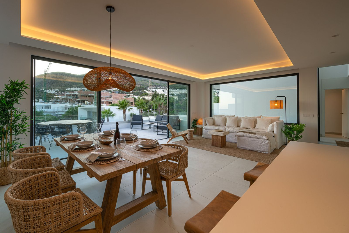 House for sale in Benalmadena Costa | 4 bedrooms H5122768