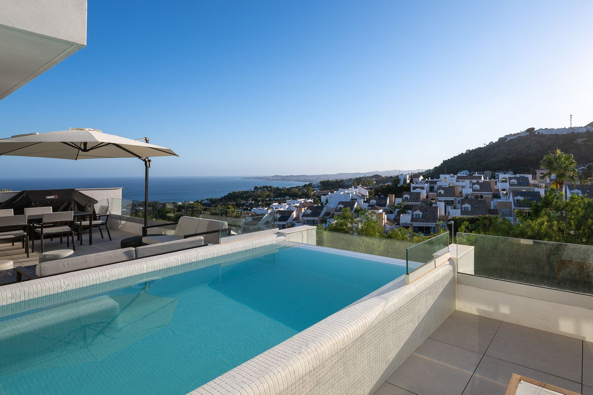 House for sale in Benalmadena Costa | 4 bedrooms H5122768