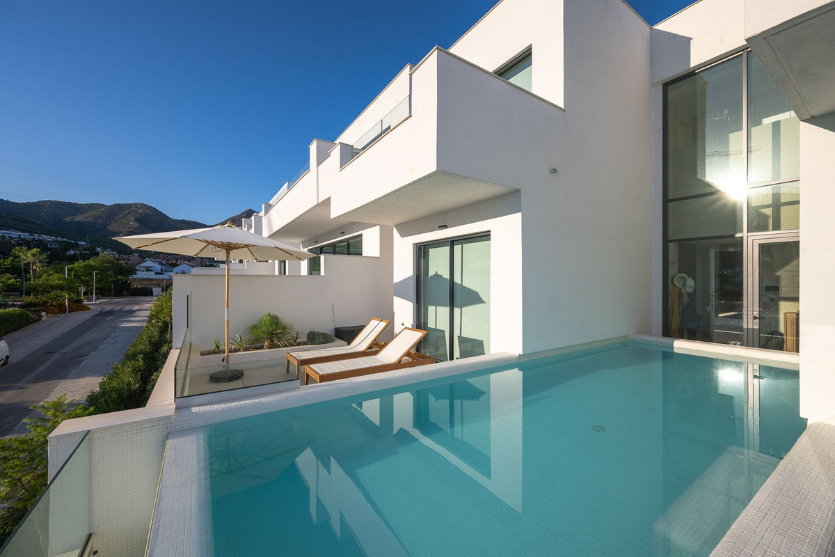 House for sale in Benalmadena Costa | 4 bedrooms H5122768