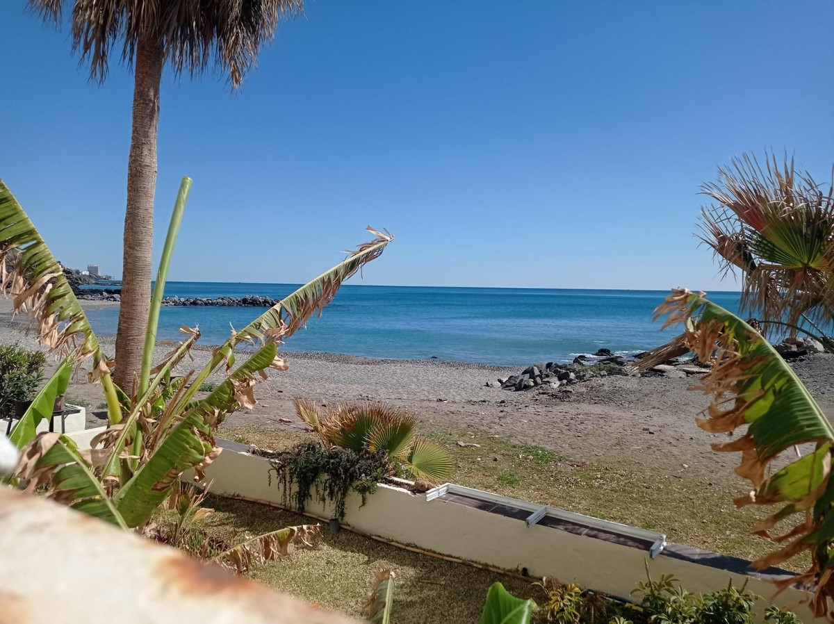 Appartement te koop in Benalmadena Costa | 2 slaapkamers H5131423