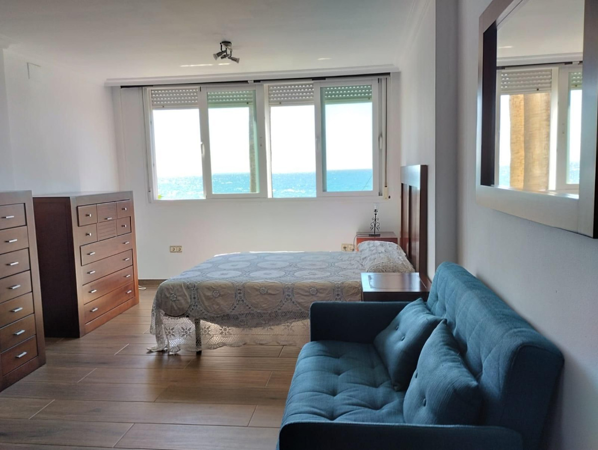 Appartement te koop in Benalmadena Costa | 2 slaapkamers H5131423