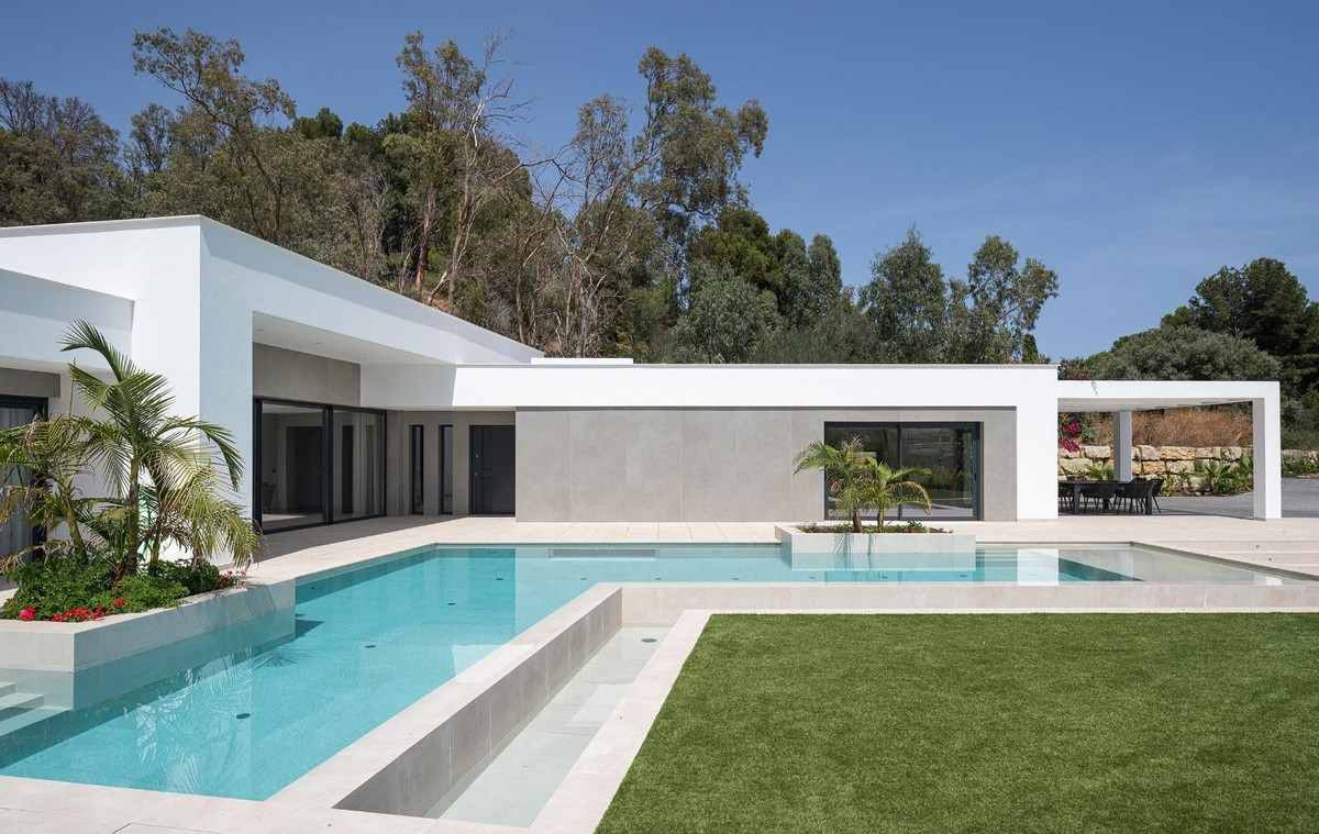 Huis te koop in Benalmadena Costa | 5 slaapkamers H5255935