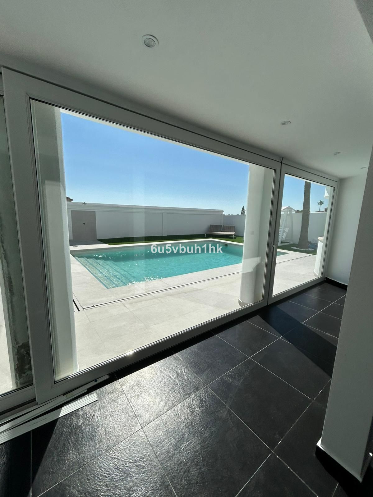 Huis te koop in Benalmadena Costa | 4 slaapkamers H5288443