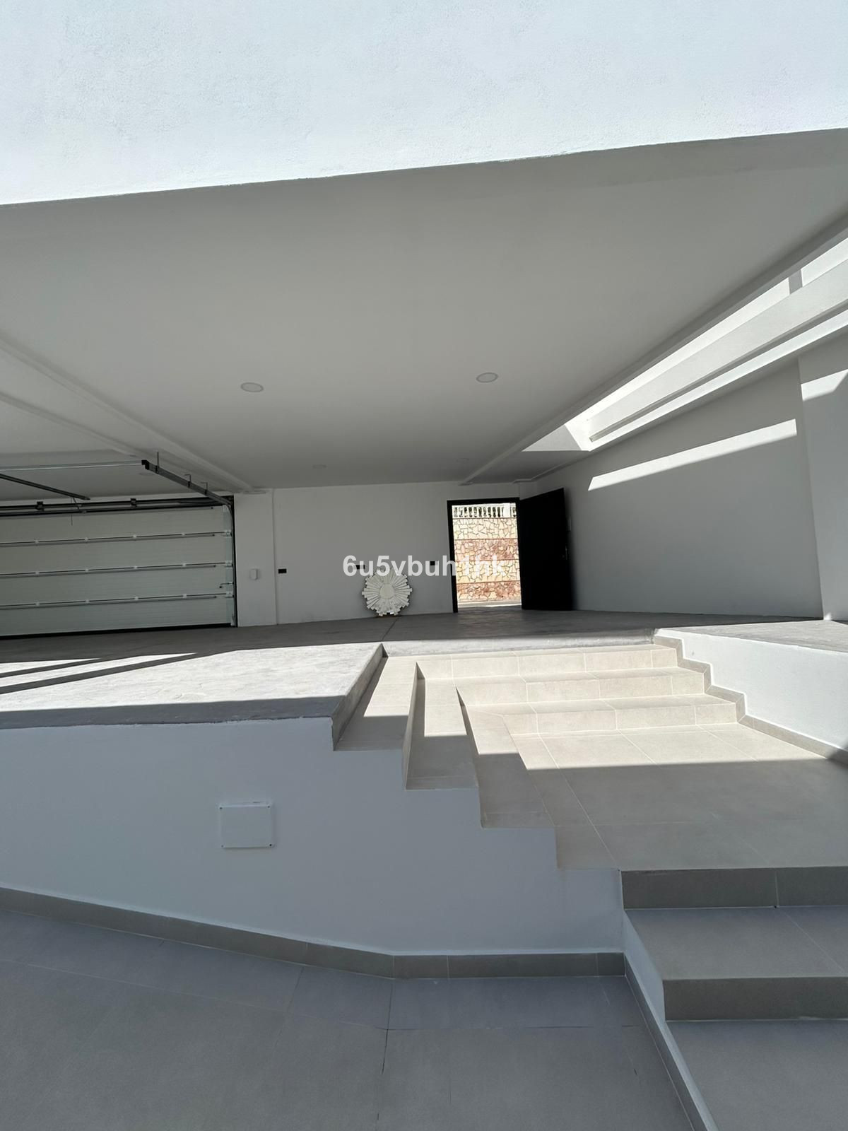 Huis te koop in Benalmadena Costa | 4 slaapkamers H5288443