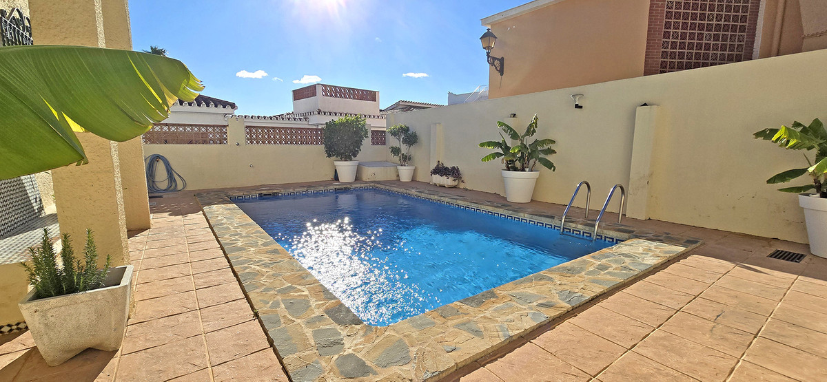 Huis te koop in Benalmadena Costa | 6 slaapkamers H5289838