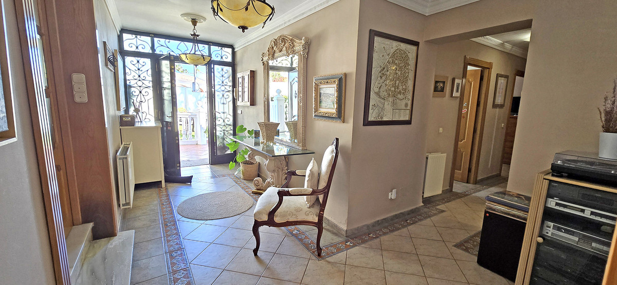 Huis te koop in Benalmadena Costa | 6 slaapkamers H5289838