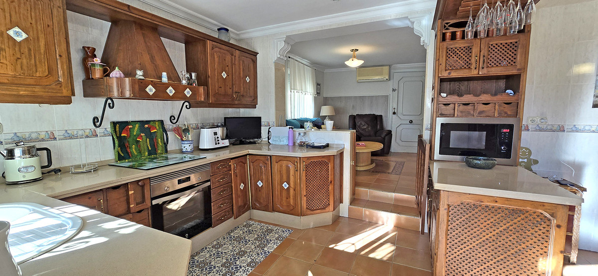 Huis te koop in Benalmadena Costa | 6 slaapkamers H5289838