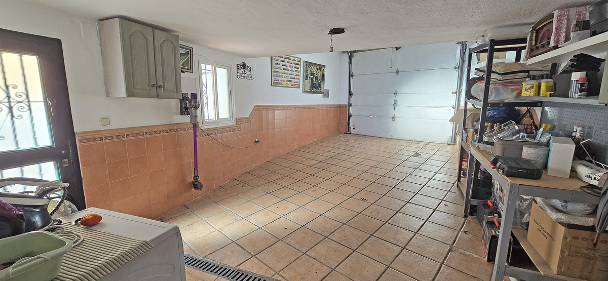 Huis te koop in Benalmadena Costa | 6 slaapkamers H5289838