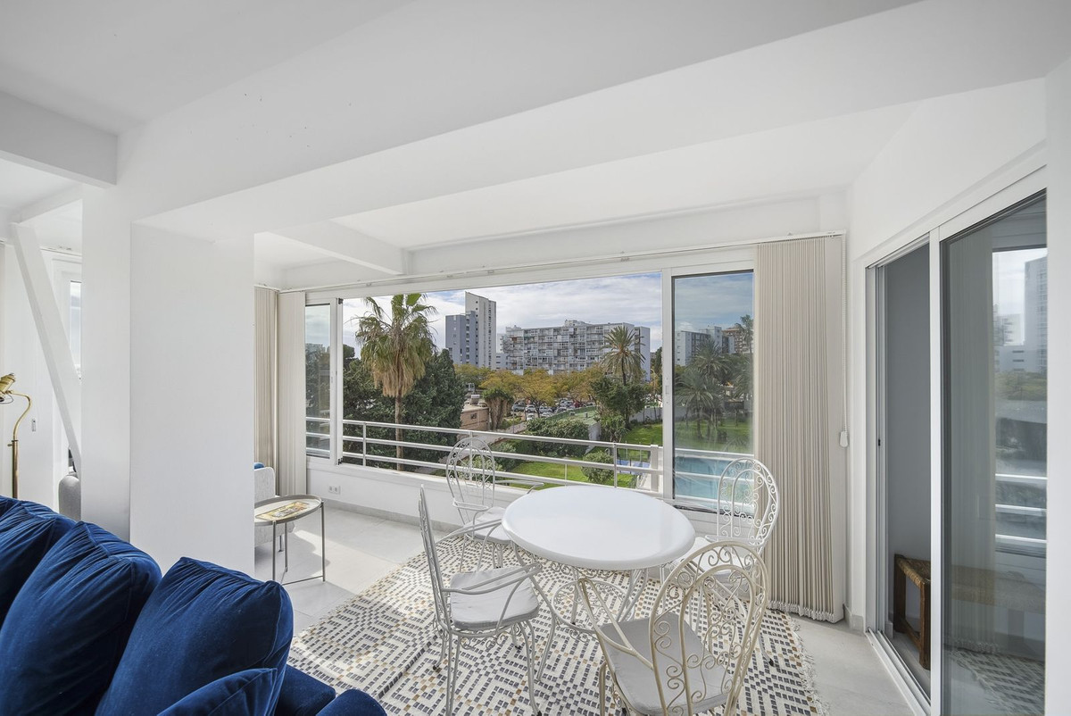 Appartement te koop in Benalmadena Costa | 2 slaapkamers H5299840