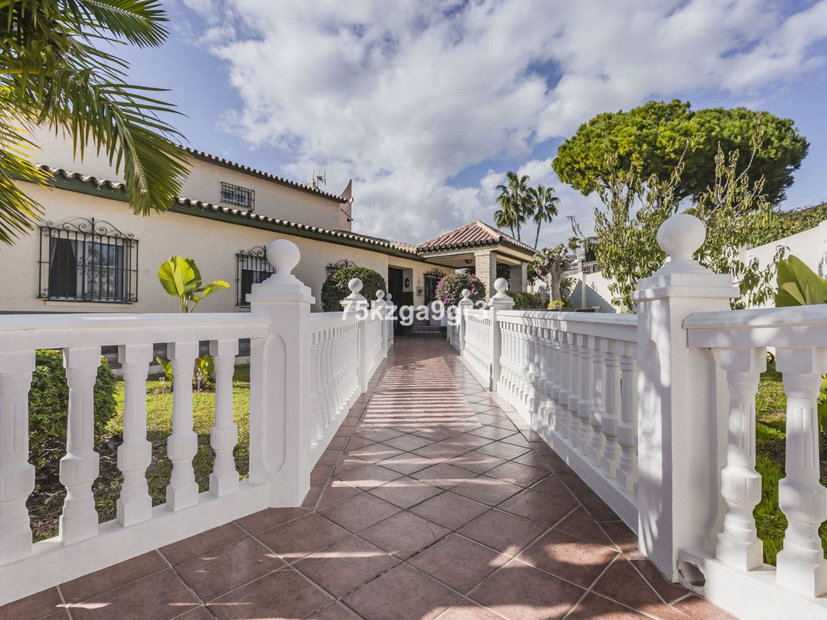 Huis te koop in Benalmadena Costa | 6 slaapkamers H5317591