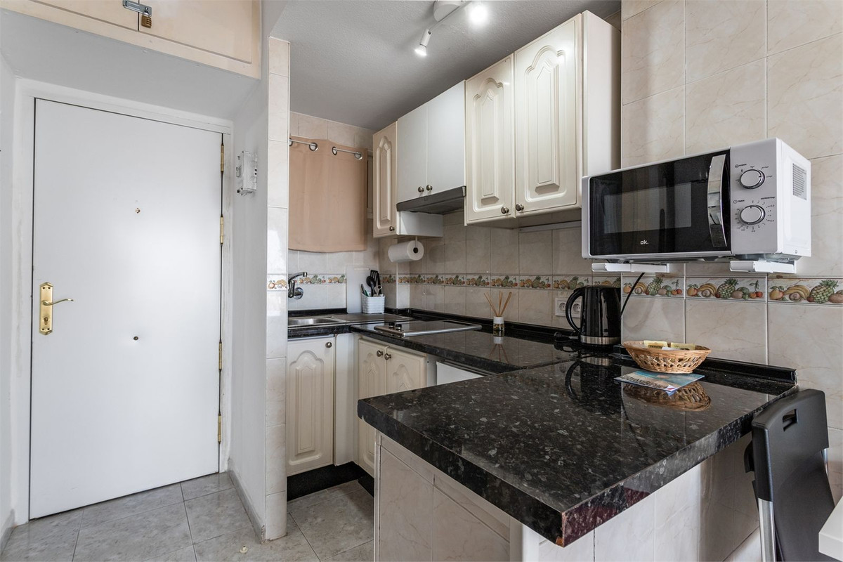 Appartement te koop in Benalmadena Costa | 1 slaapkamers H5318314