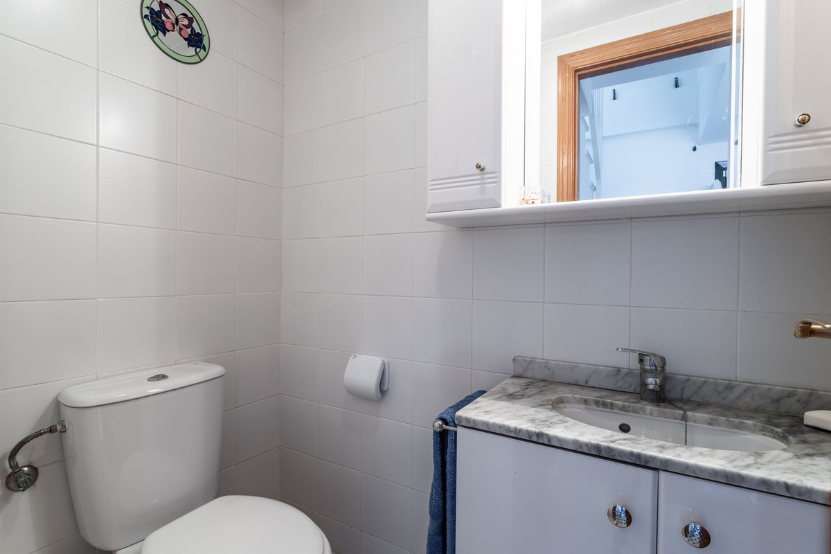 Appartement te koop in Benalmadena Costa | 2 slaapkamers H5318380