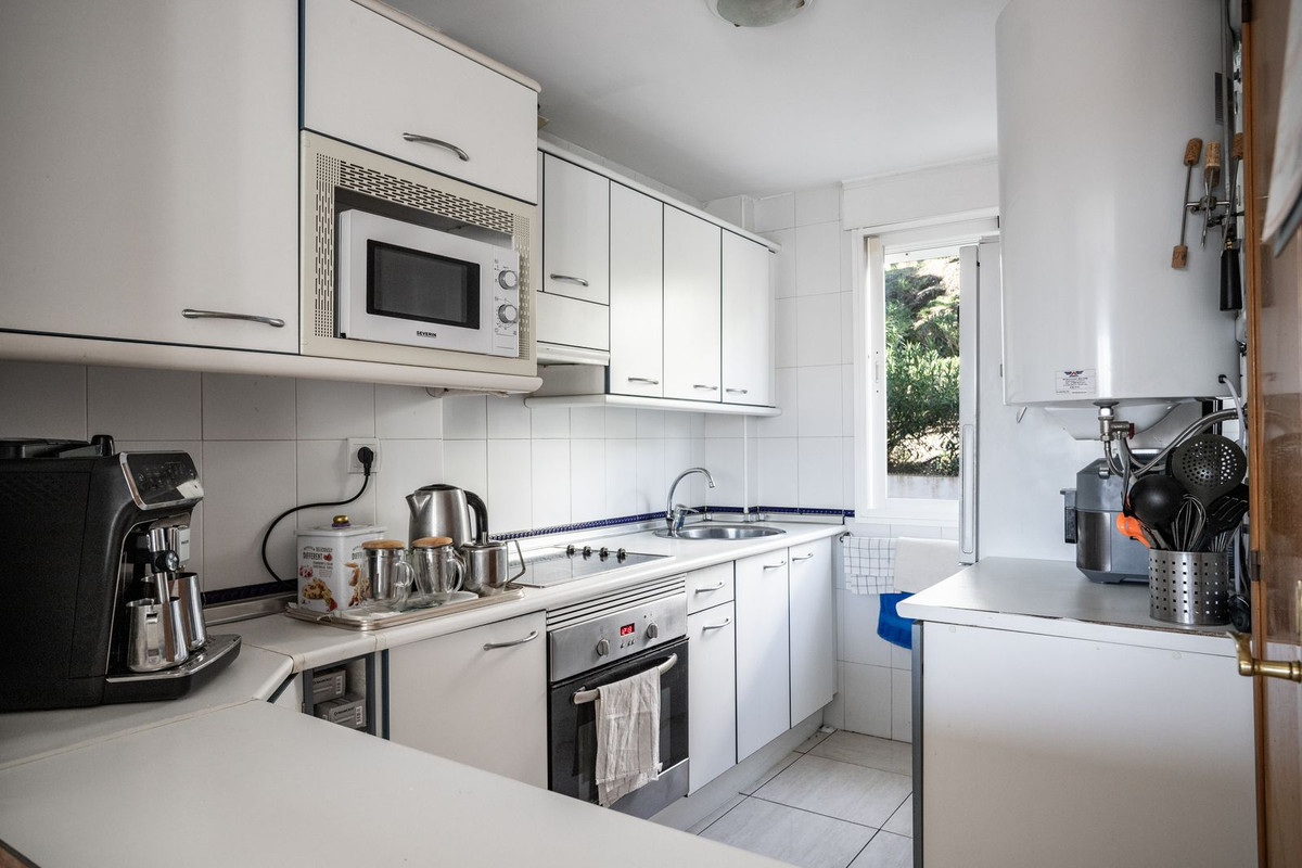 Appartement te koop in Benalmadena Costa | 2 slaapkamers H5318380