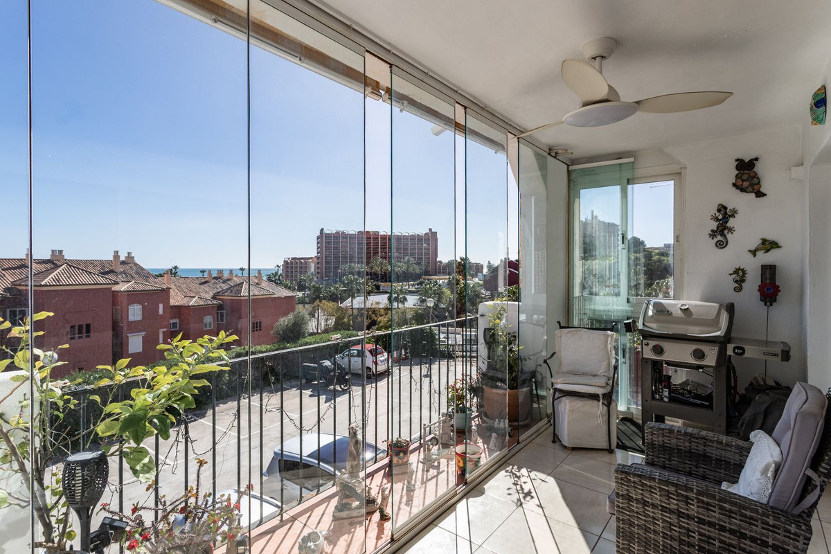 Appartement te koop in Benalmadena Costa | 2 slaapkamers H5318380