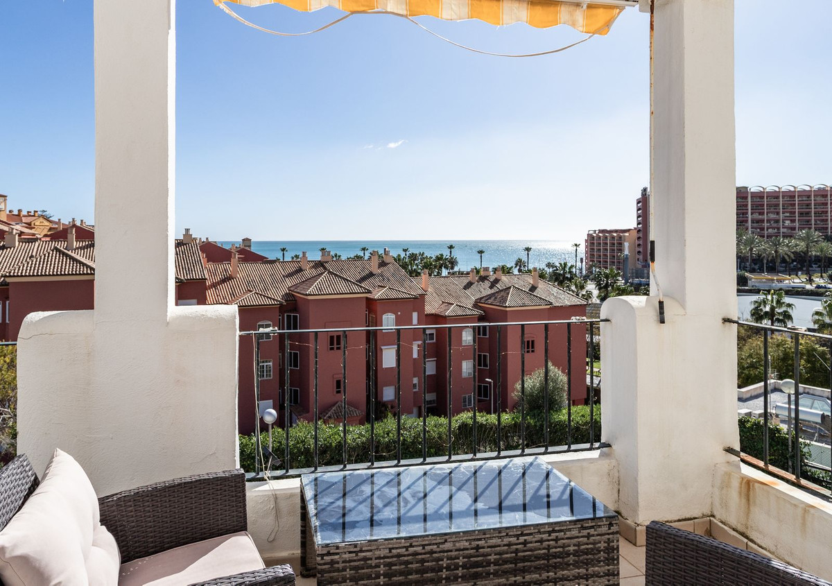 Appartement te koop in Benalmadena Costa | 2 slaapkamers H5318380