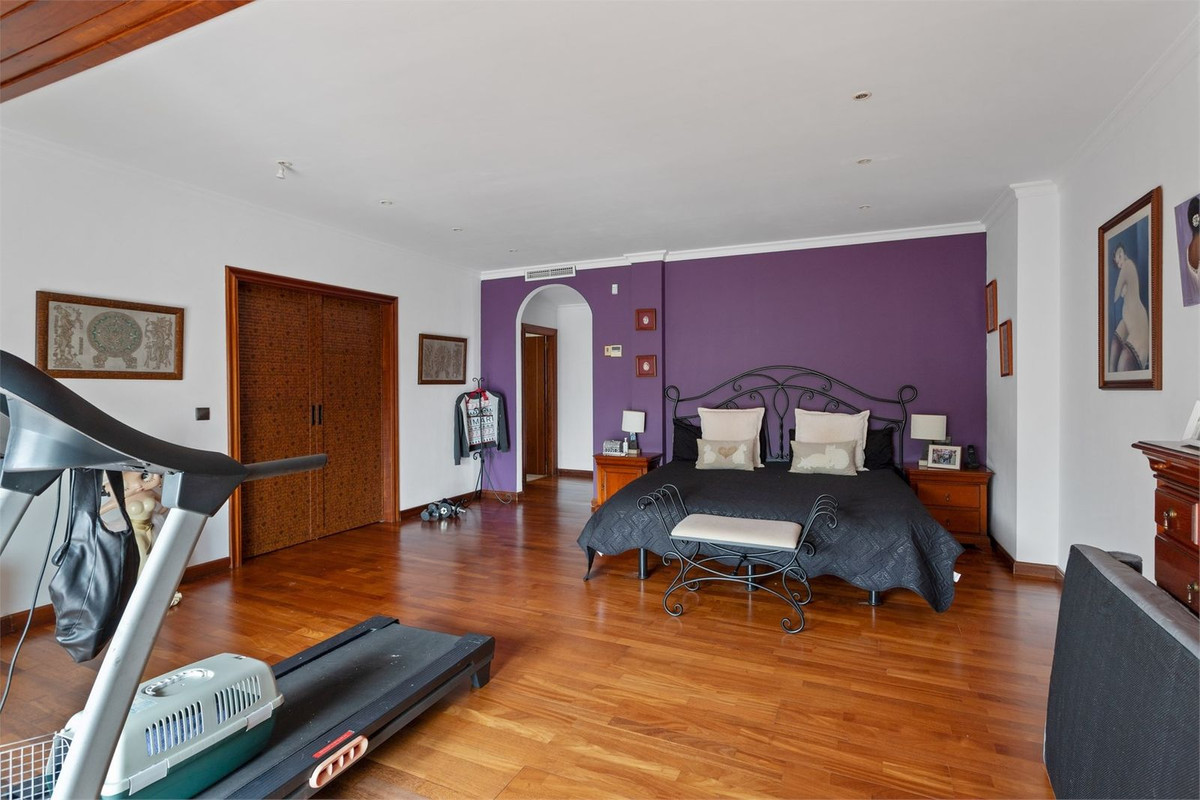 Huis te koop in Benalmadena Costa | 6 slaapkamers H5321098