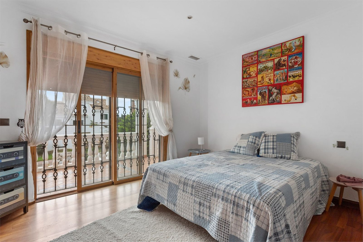 Huis te koop in Benalmadena Costa | 6 slaapkamers H5321098