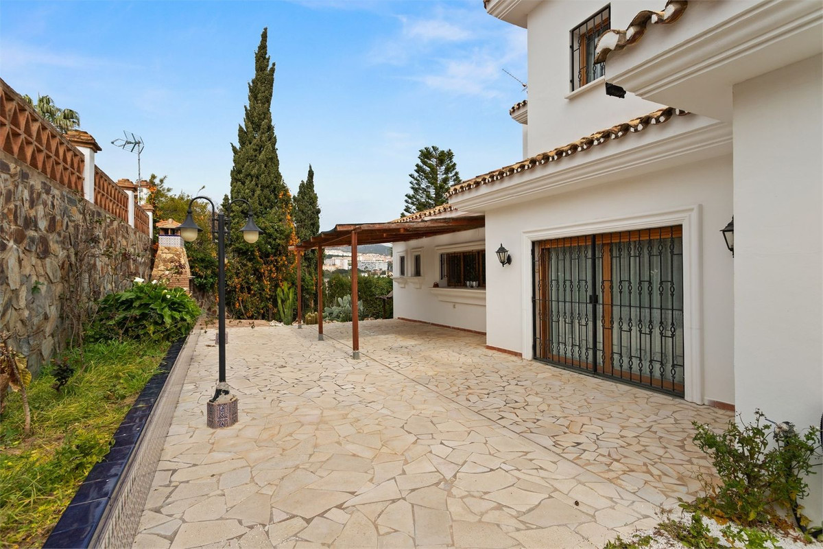 Huis te koop in Benalmadena Costa | 6 slaapkamers H5321098
