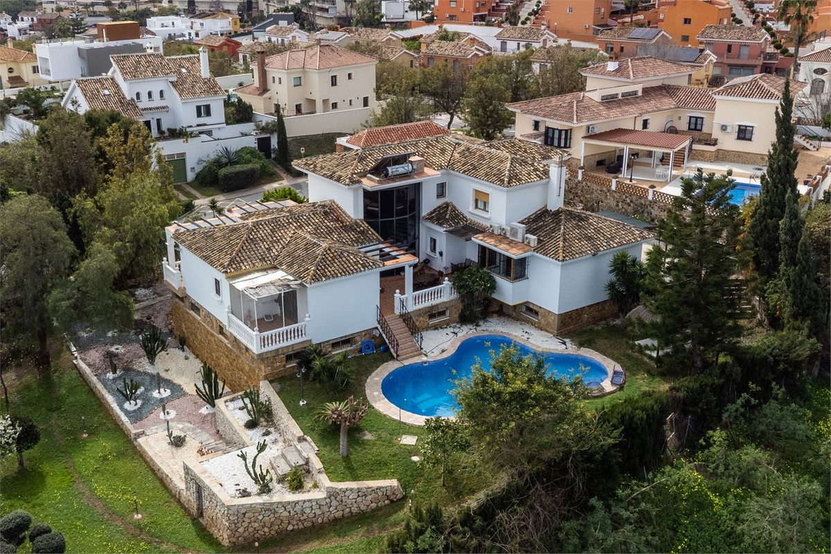 Huis te koop in Benalmadena Costa | 6 slaapkamers H5321098