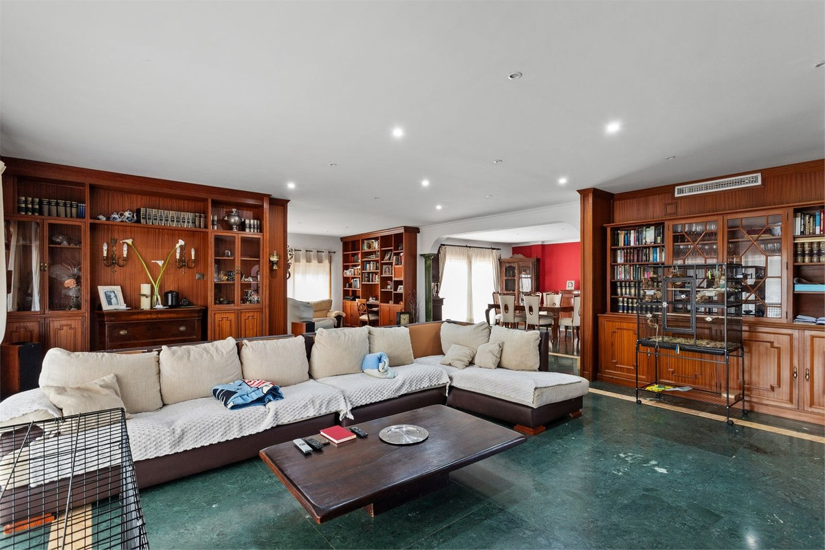 Huis te koop in Benalmadena Costa | 6 slaapkamers H5321098