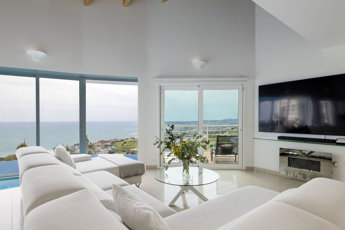 Huis te koop in Benalmadena Costa | 4 slaapkamers H5356498