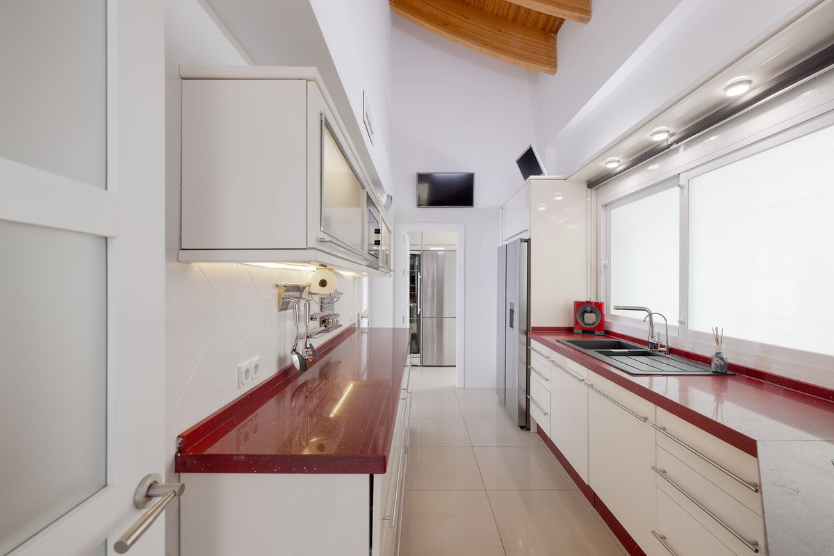 Huis te koop in Benalmadena Costa | 4 slaapkamers H5356498