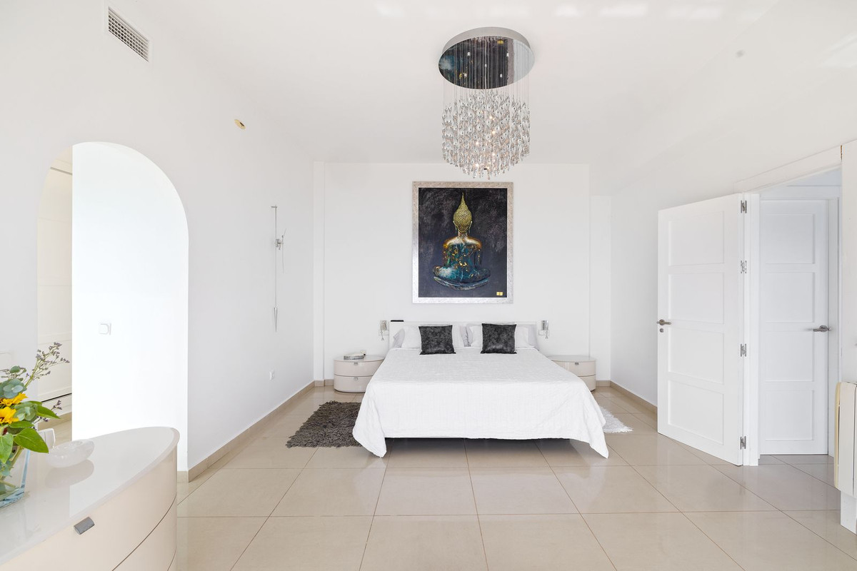 Huis te koop in Benalmadena Costa | 4 slaapkamers H5356498