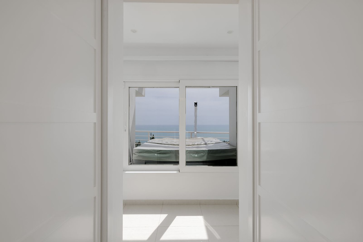 Huis te koop in Benalmadena Costa | 4 slaapkamers H5356498