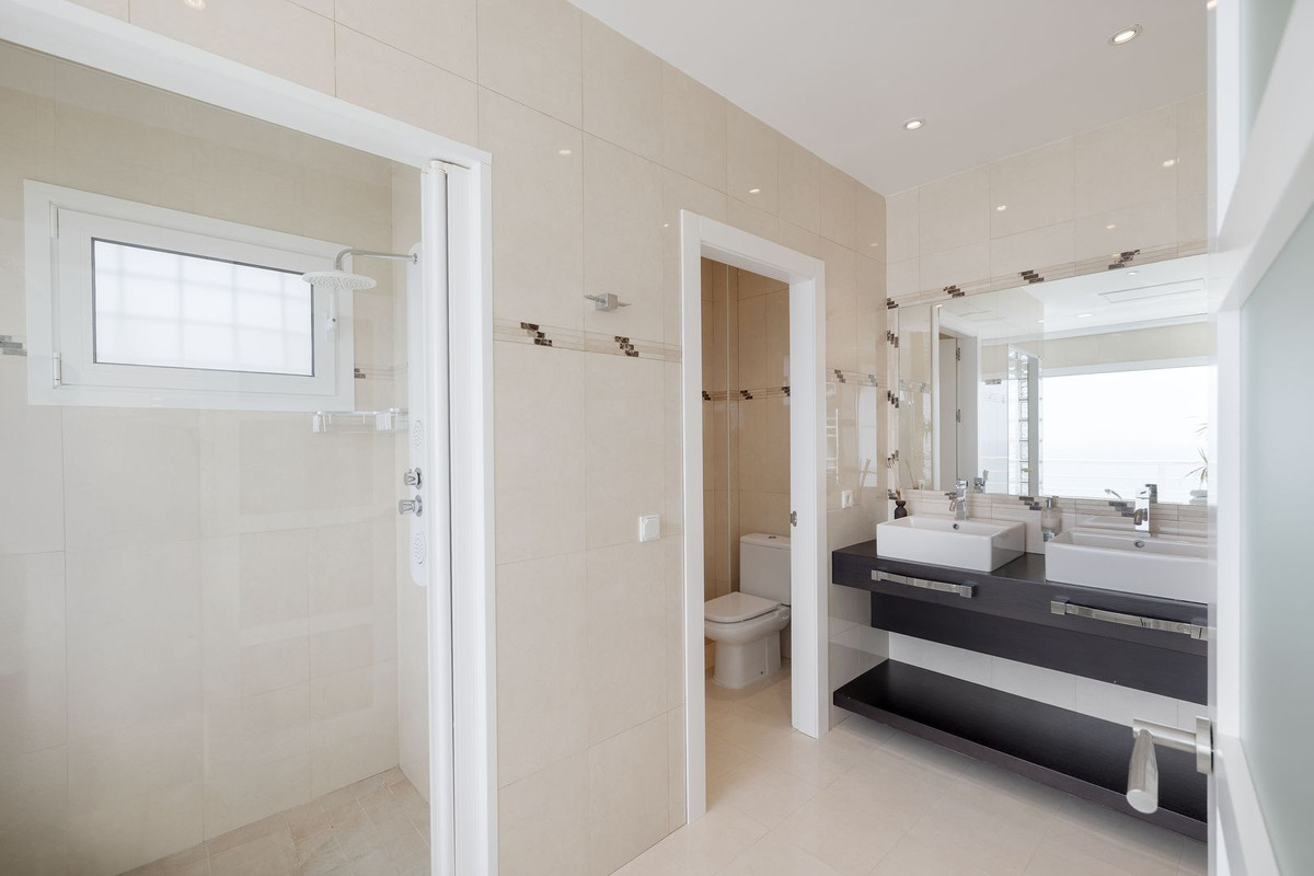 Huis te koop in Benalmadena Costa | 4 slaapkamers H5356498