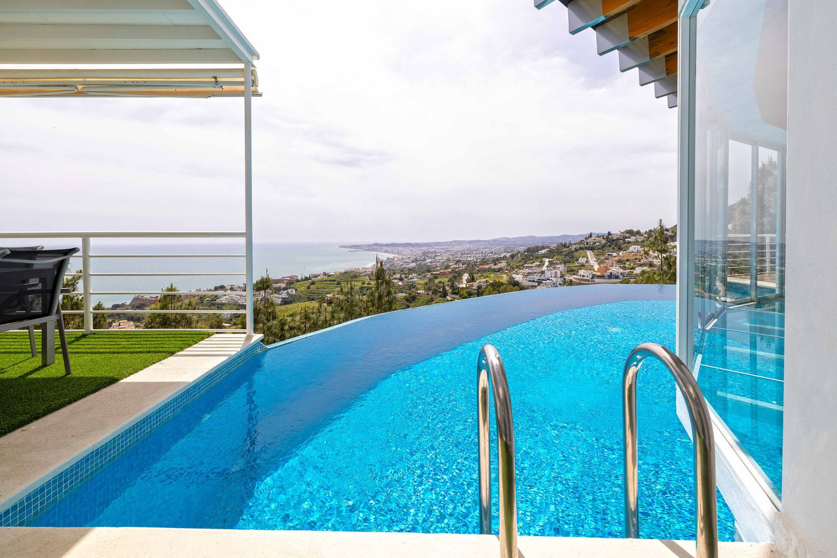 Huis te koop in Benalmadena Costa | 4 slaapkamers H5356498