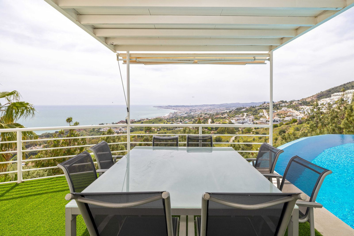 Huis te koop in Benalmadena Costa | 4 slaapkamers H5356498