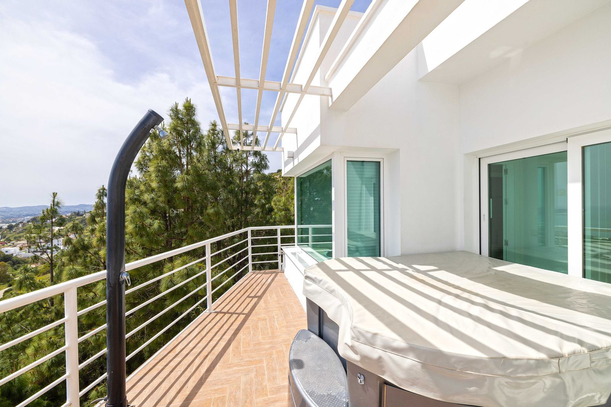 Huis te koop in Benalmadena Costa | 4 slaapkamers H5356498