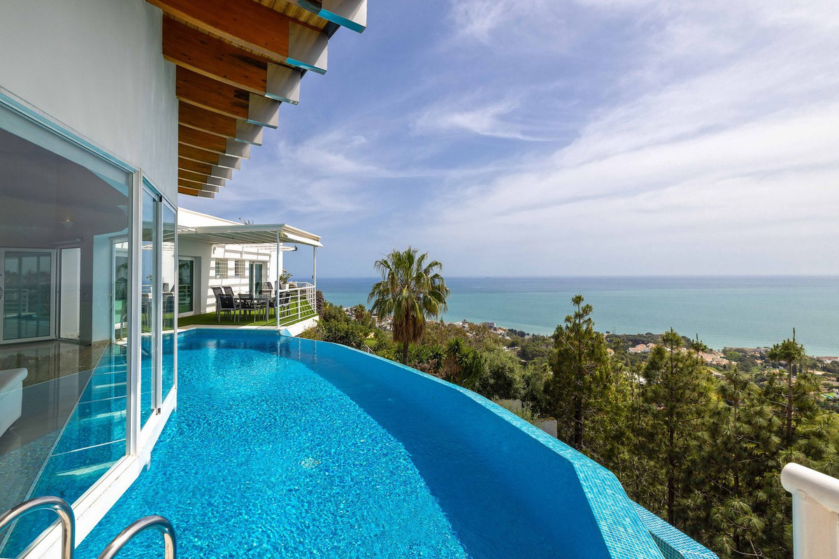 Huis te koop in Benalmadena Costa | 4 slaapkamers H5356498