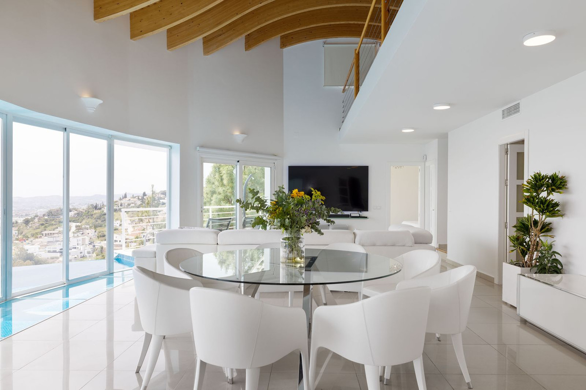 Huis te koop in Benalmadena Costa | 4 slaapkamers H5356498