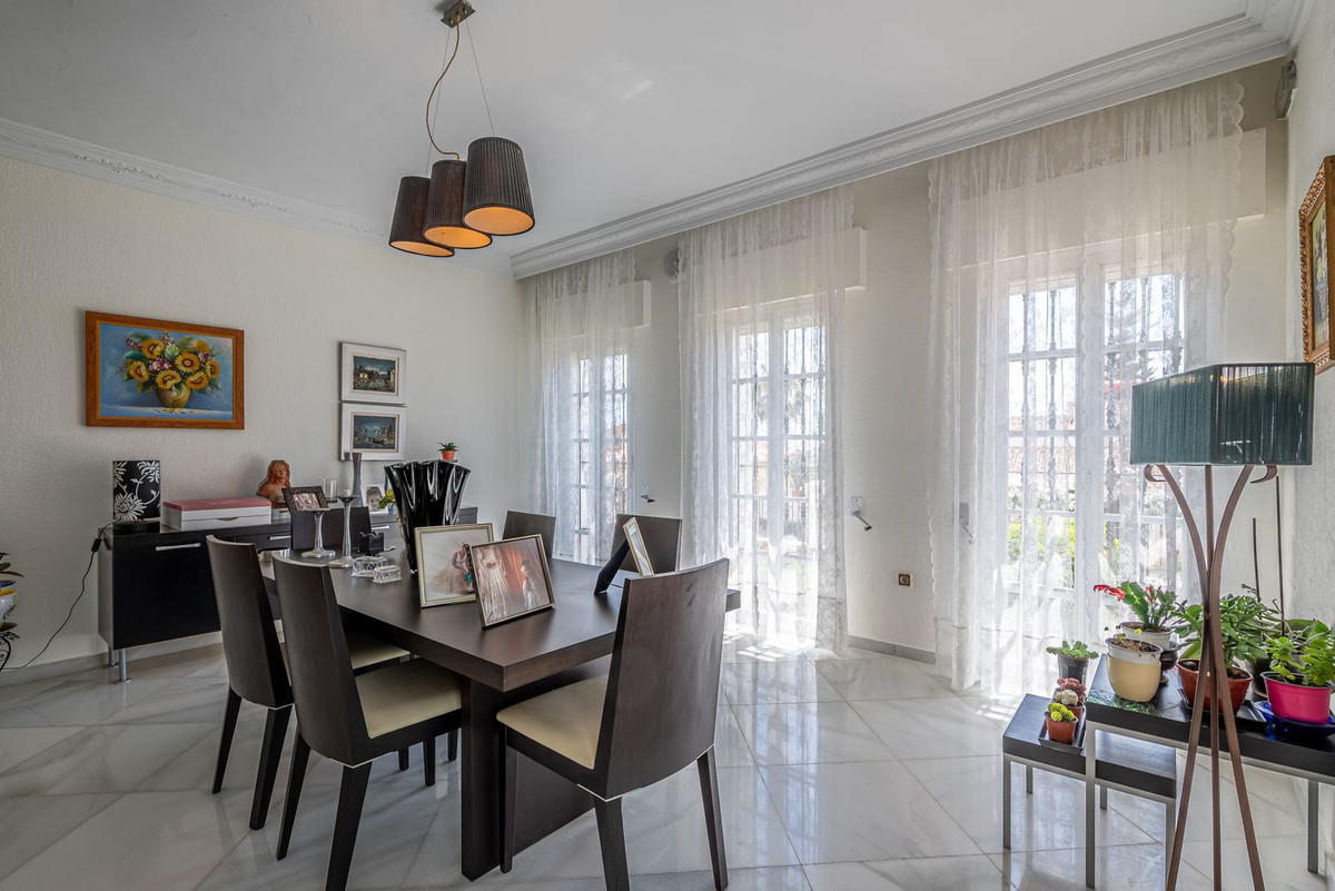 Huis te koop in Benalmadena Costa | 6 slaapkamers H5362531