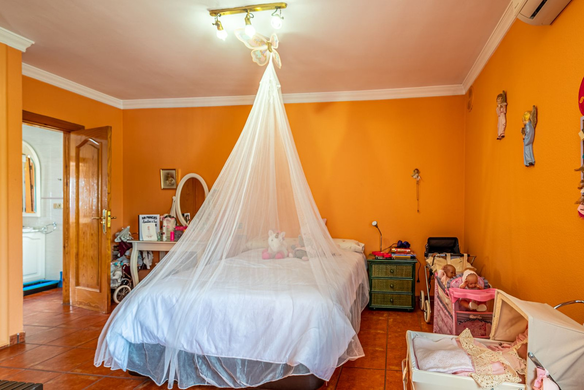 Huis te koop in Benalmadena Costa | 6 slaapkamers H5362531