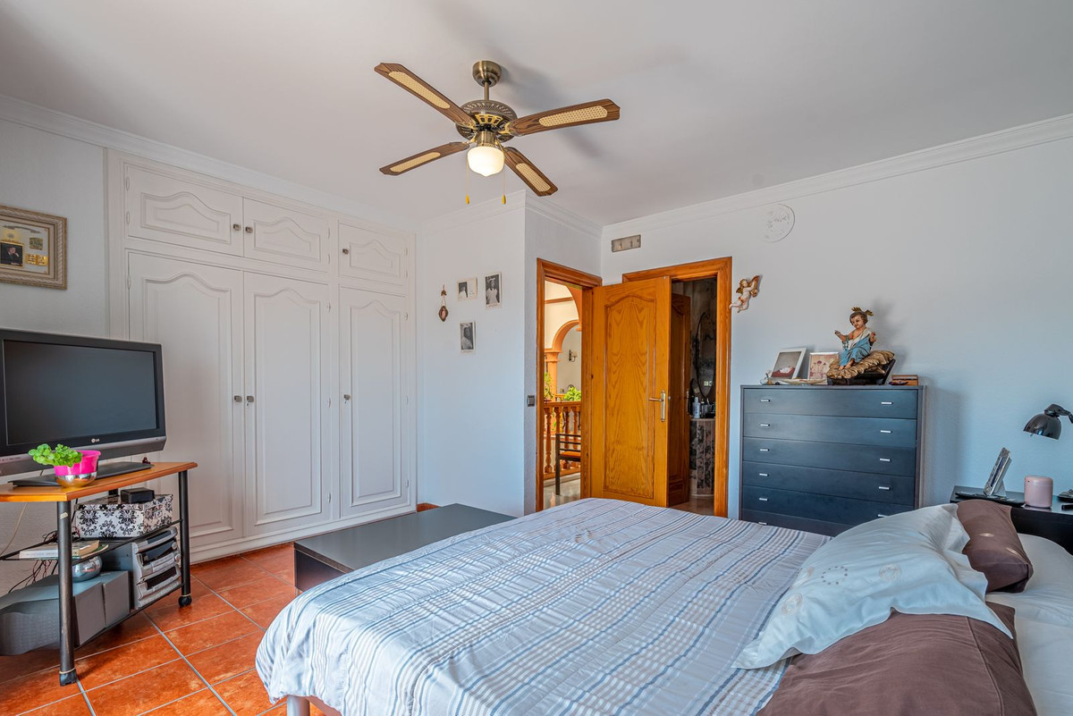 Huis te koop in Benalmadena Costa | 6 slaapkamers H5362531