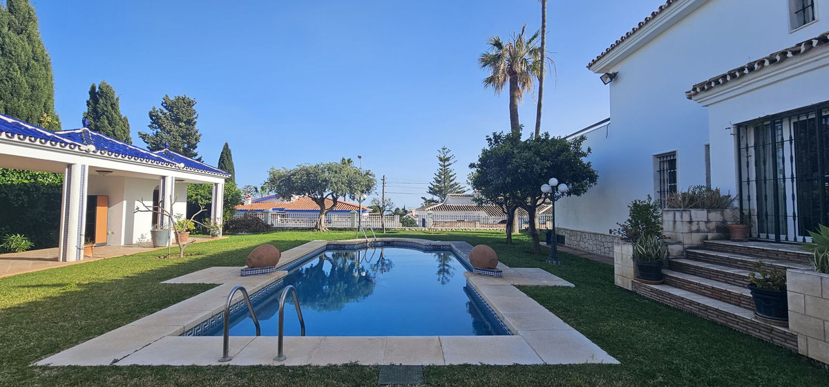 Huis te koop in Benalmadena Costa | 6 slaapkamers H5362531